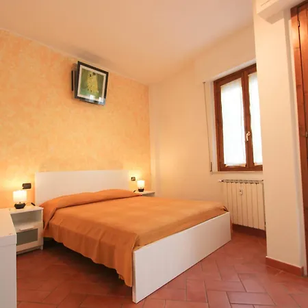 Pratovecchio Loft * فلورنس
